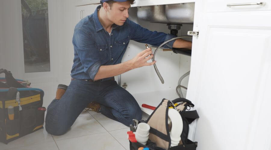 Expert burst pipe repair services in Covington, VA